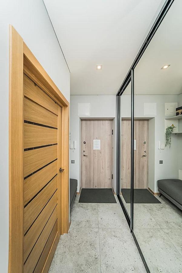 Lovely Apartment With Private Terrace By Urban Rent Κάουνας Εξωτερικό φωτογραφία